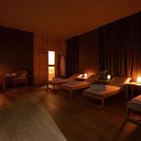 B&B Quattro Stagioni Charme And Wellness Besnate Luaran gambar